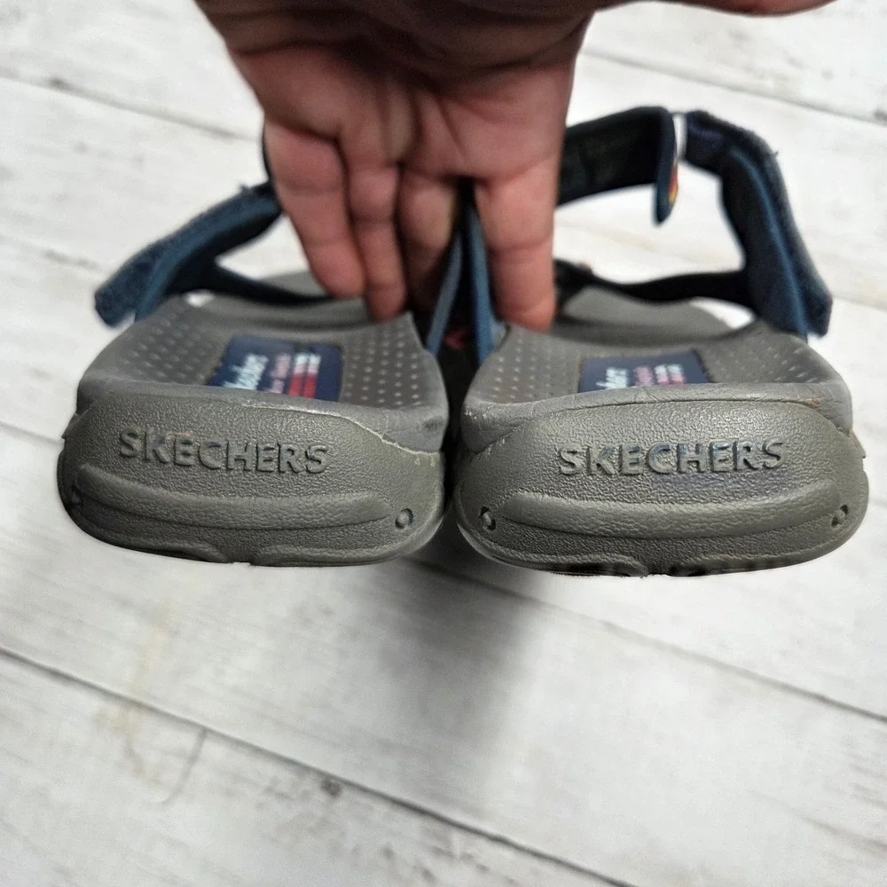 Skechers Outdoor Lifestyle 48228 Thong Sandal Women 8 Navy Multi Chevron Strappy